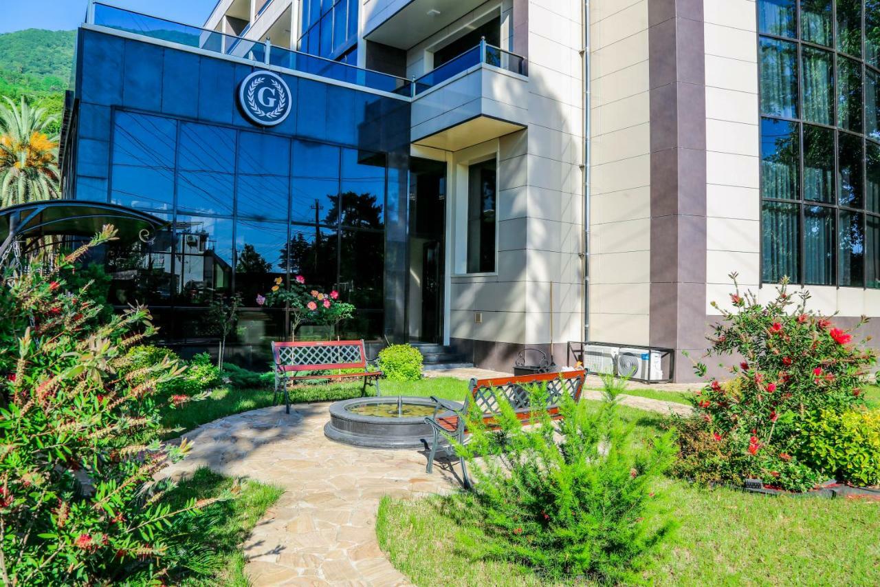 Grand Hotel Gagra Exteriör bild