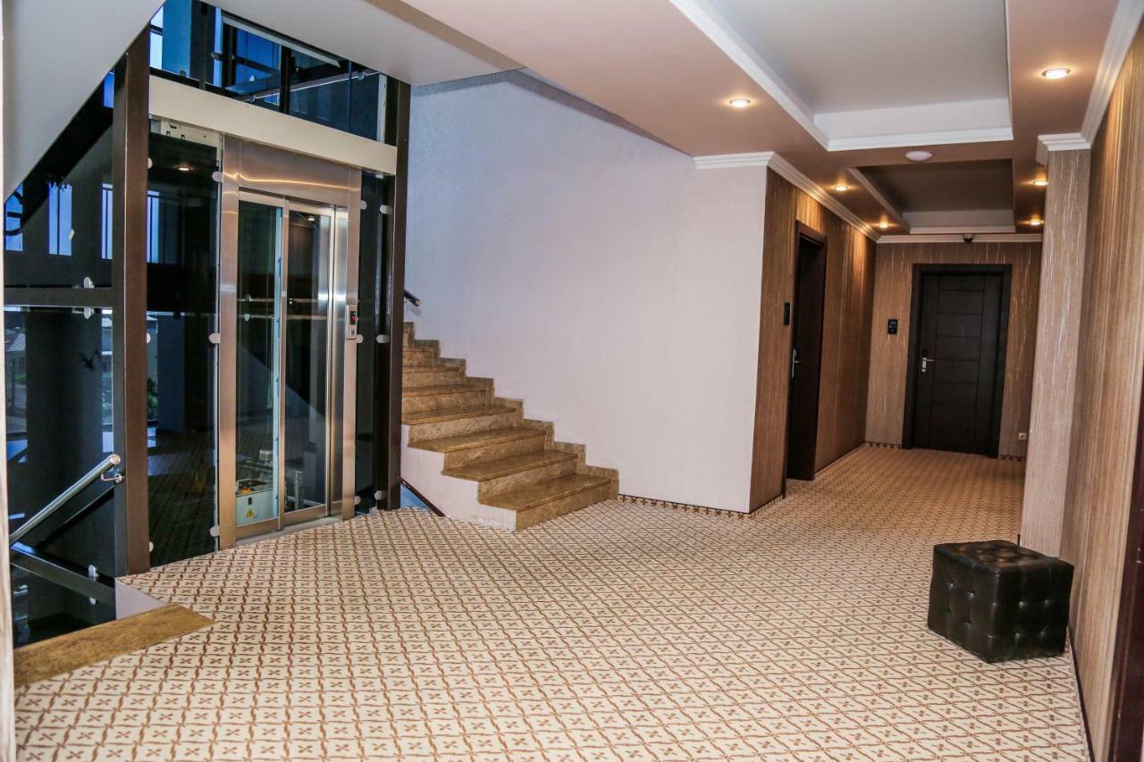 Grand Hotel Gagra Exteriör bild