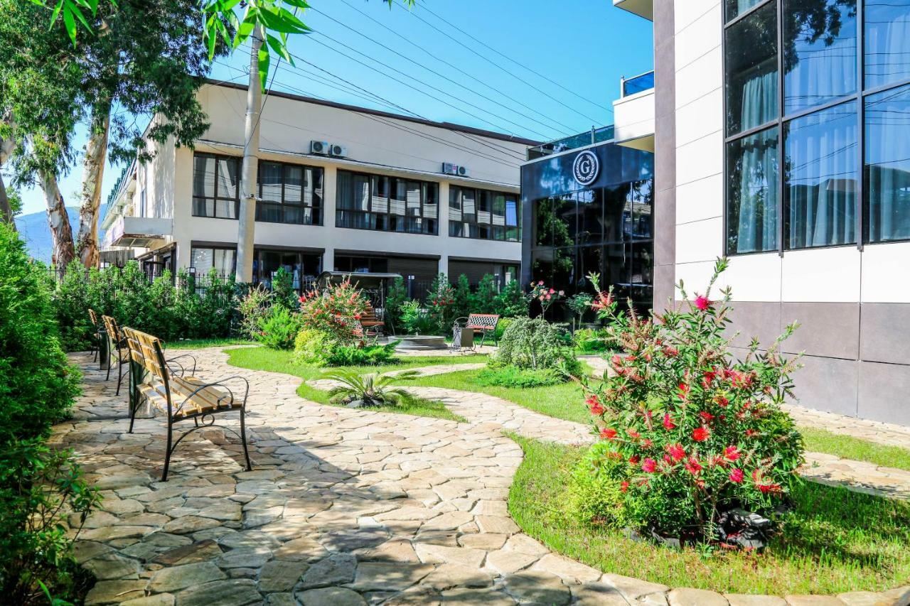 Grand Hotel Gagra Exteriör bild